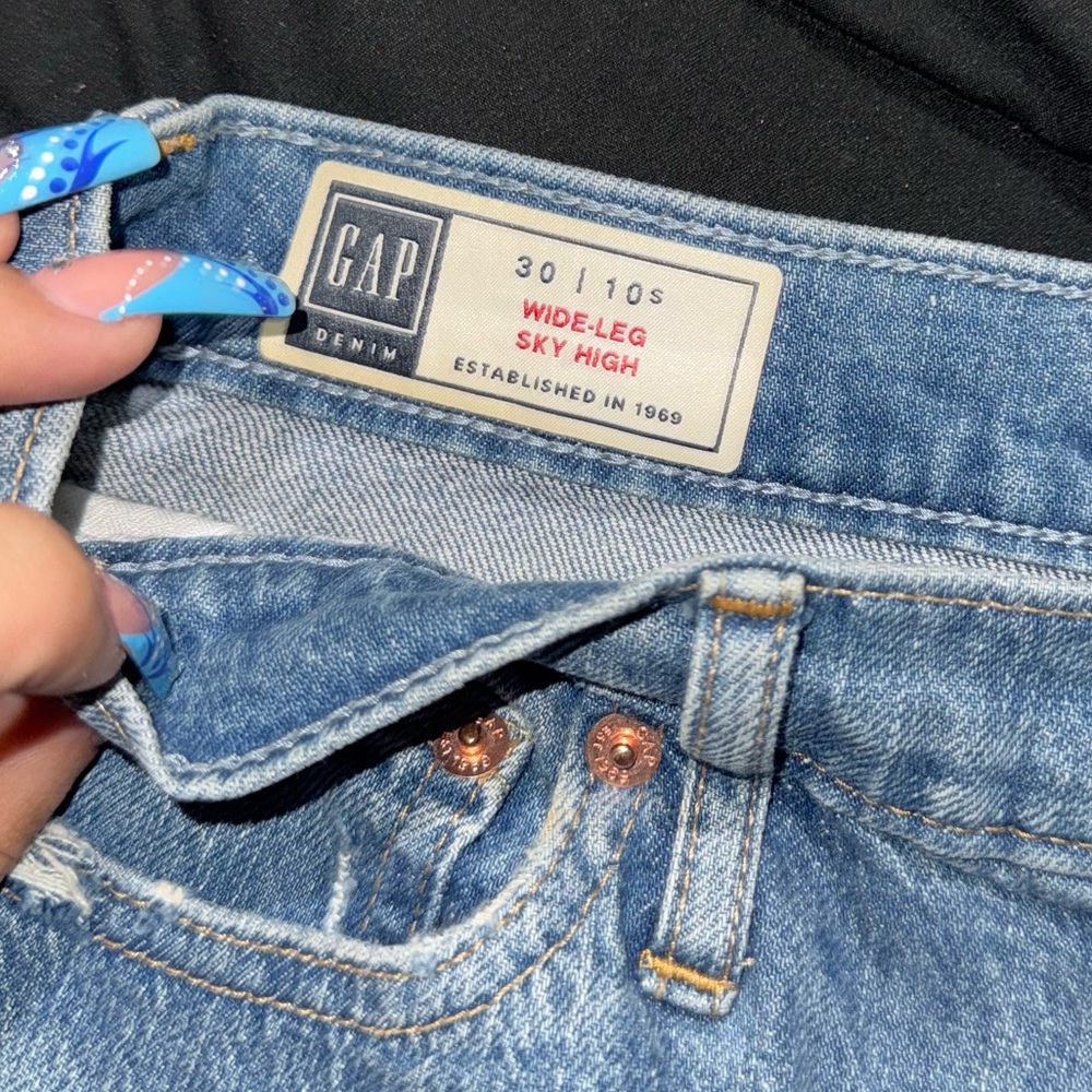 GAP Blue Wide Leg Jeans - Picture 3 of 7